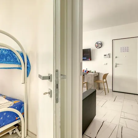 Bor - Marina - Pool And Parking- Happy Appartement