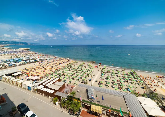 Bor - Marina Resort - Pool And Parking- Happy Rentals * 보르게토 산토 스피리토