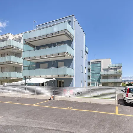 Bor - Marina - Pool And Parking- Happy *