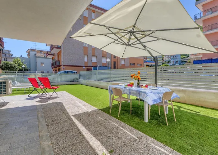 Bor - Marina - Pool And Parking- Happy Διαμέρισμα Borghetto Santo Spirito